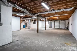 7215 Hwy 421 Hwy N, Vilas, NC 28692 - Photo 32