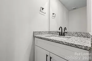 104 10th Ave SE, Hickory, NC 28602 - Photo 32