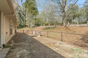 2625 Middleton Cir, Hendersonville, NC 28791 - Photo 34