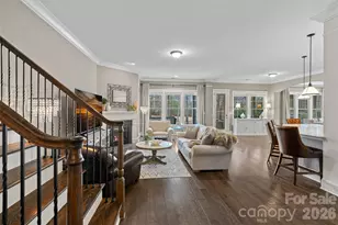 711 Mendenhall Ct, Fort Mill, SC 29715 - Photo 2