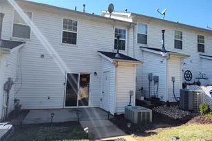 17664 Caldwell Track Dr, Cornelius, NC 28031 - Photo 2