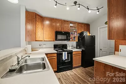 17257 Doe Valley Court, Cornelius, NC 28031 - Photo 12