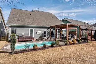 12520 Old Westbury Dr, Cornelius, NC 28031 - Photo 8