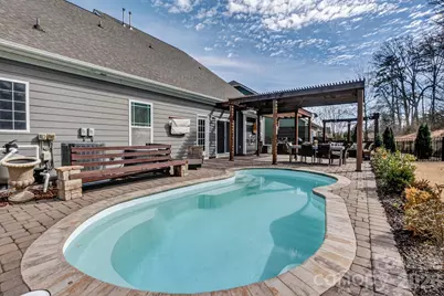 12520 Old Westbury Drive, Cornelius, NC 28031 - Photo 6