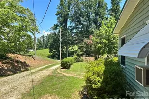 1174 Stacy Hill Rd, Marion, NC 28752 - Photo 10