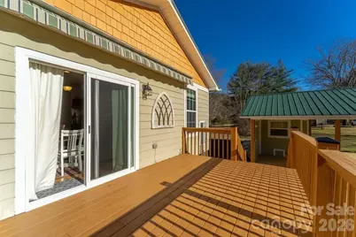 990 Hornet Drive, Whittier, NC 28789 - Photo 4