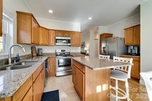 990 Hornet Dr, Whittier, NC 28789 - Photo 10