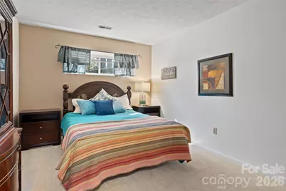 3017 Chestnut Tree Road, Hendersonville, NC 28792 - Photo 8