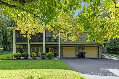 3017 Chestnut Tree Road, Hendersonville, NC 28792 - Photo 2