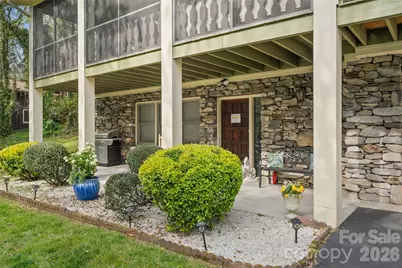 3017 Chestnut Tree Road, Hendersonville, NC 28792 - Photo 8