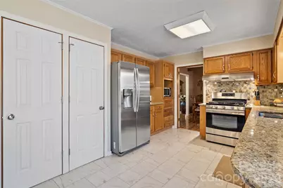 3017 Chestnut Tree Road, Hendersonville, NC 28792 - Photo 22