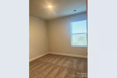 3718 Memorial Parkway, Charlotte, NC 28217 - Photo 8