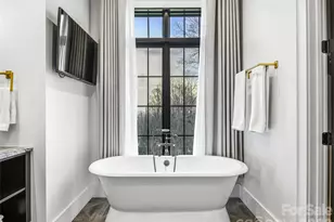 241 Tower Cir, Hendersonville, NC 28739 - Photo 28