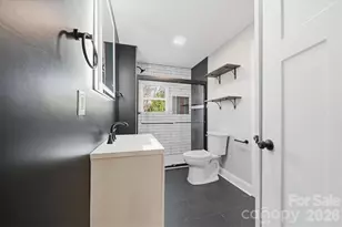 330 Harrington St NW, Lenoir, NC 28645 - Photo 18