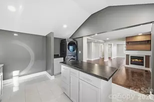 330 Harrington St NW, Lenoir, NC 28645 - Photo 14