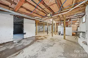 330 Harrington St NW, Lenoir, NC 28645 - Photo 32