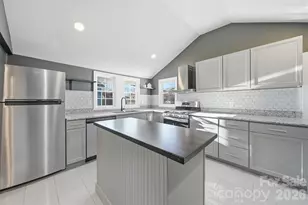 330 Harrington St NW, Lenoir, NC 28645 - Photo 12