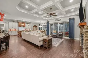 300 Old Hickory Ct, Fort Mill, SC 29715 - Photo 18