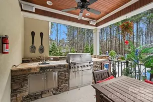 300 Old Hickory Ct, Fort Mill, SC 29715 - Photo 14