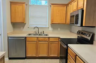 5408 Johnston Mill Ct, Charlotte, NC 28269 - Photo 2