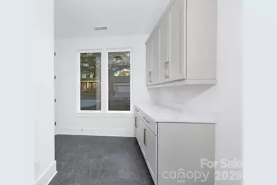 404 Dover Avenue, Charlotte, NC 28209 - Photo 6