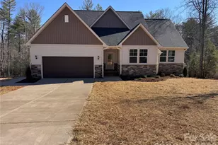 2422 Kimberly Ave, Morganton, NC 28655 - Photo 2