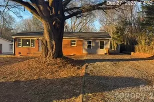 2209 Dale Ave, Lincolnton, NC 28092 - Photo 4