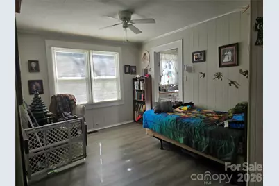 75 40th Street NW, Long View, NC 28601 - Photo 8