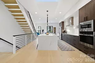 2714 N Davidson St, Charlotte, NC 28205 - Photo 1