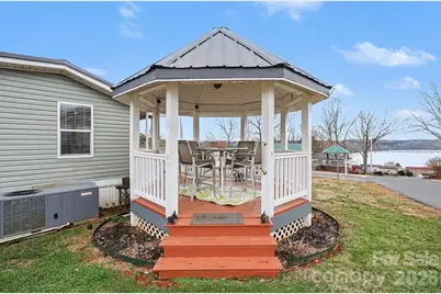 121 Grand View Drive #202/202A, New London, NC 28127 - Photo 28