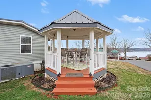 121 Grand View Dr, New London, NC 28127 - Photo 28