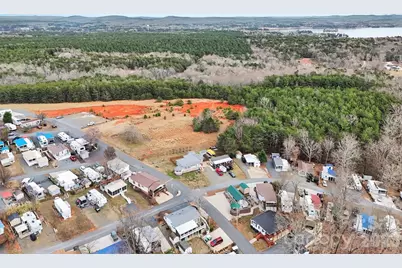 121 Grand View Drive #202/202A, New London, NC 28127 - Photo 32