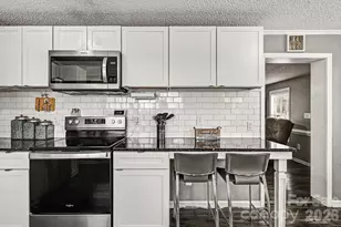 121 Grand View Dr, New London, NC 28127 - Photo 10