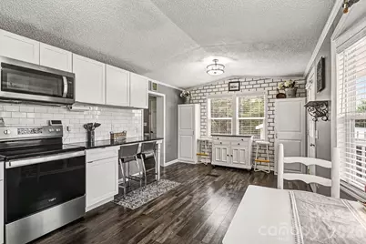 121 Grand View Drive #202/202A, New London, NC 28127 - Photo 8