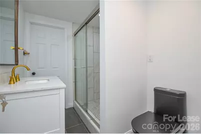 5821 Hornet Drive, Charlotte, NC 28216 - Photo 36