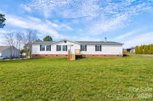 112 Jenny Dr, Shelby, NC 28152 - Photo 2