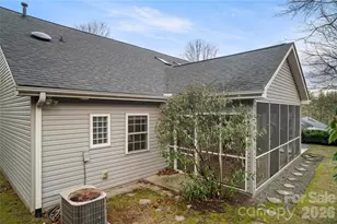 13 Stonebridge Dr, Asheville, NC 28805 - Photo 46