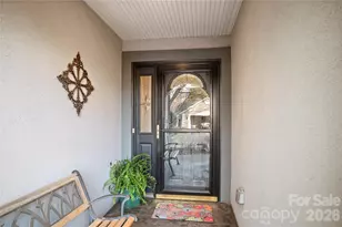 13 Stonebridge Dr, Asheville, NC 28805 - Photo 6