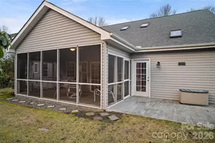 13 Stonebridge Dr, Asheville, NC 28805 - Photo 44