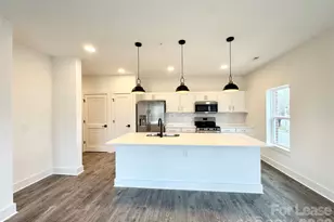 175 W Black Street W, Rock Hill, SC 29730 - Photo 2