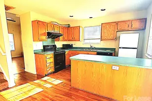 5664 Prescott Ct, Charlotte, NC 28269 - Photo 6