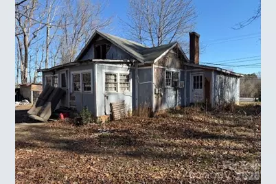 7626 Nc 90 Highway E, Stony Point, NC 28678 - Photo 4