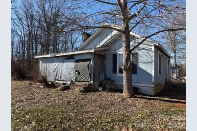 7626 Nc 90 Highway E, Stony Point, NC 28678 - Photo 2