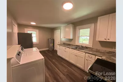 611 Hoover Drive, Lexington, NC 27292 - Photo 6