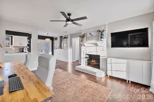 5528 Doverstone Ct, Charlotte, NC 28208 - Photo 6