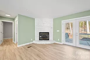 3433 Spinner Ct, Sherrills Ford, NC 28673 - Photo 12