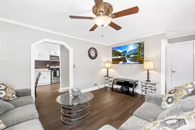 430 Arlington Circle NW, Lenoir, NC 28645 - Photo 1