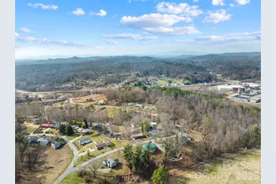 430 Arlington Circle NW, Lenoir, NC 28645 - Photo 38