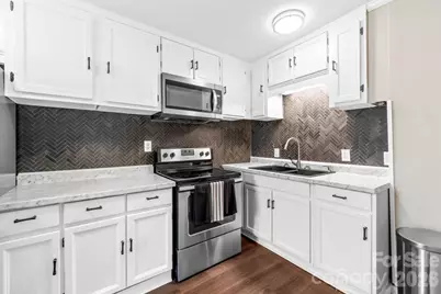 430 Arlington Circle NW, Lenoir, NC 28645 - Photo 10