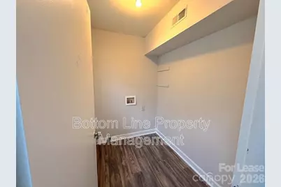 907 Bannister Place, Charlotte, NC 28213 - Photo 14
